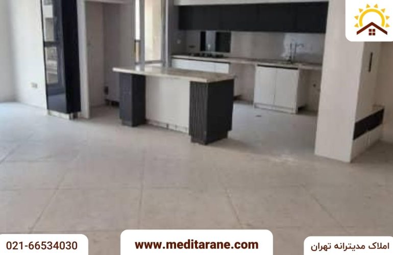 آپارتمان 125متری 3خواب فول تک واحدی حیاط در اختیار در ستارخان تهران